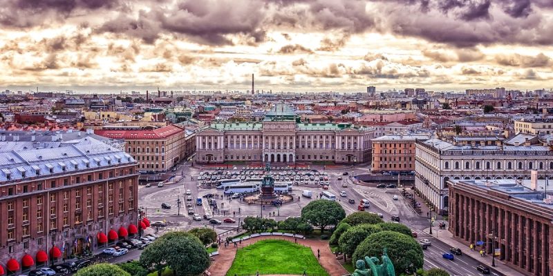 Tiesioginiai skrydžiai iš Vilniaus į Sankt Peterburgą,